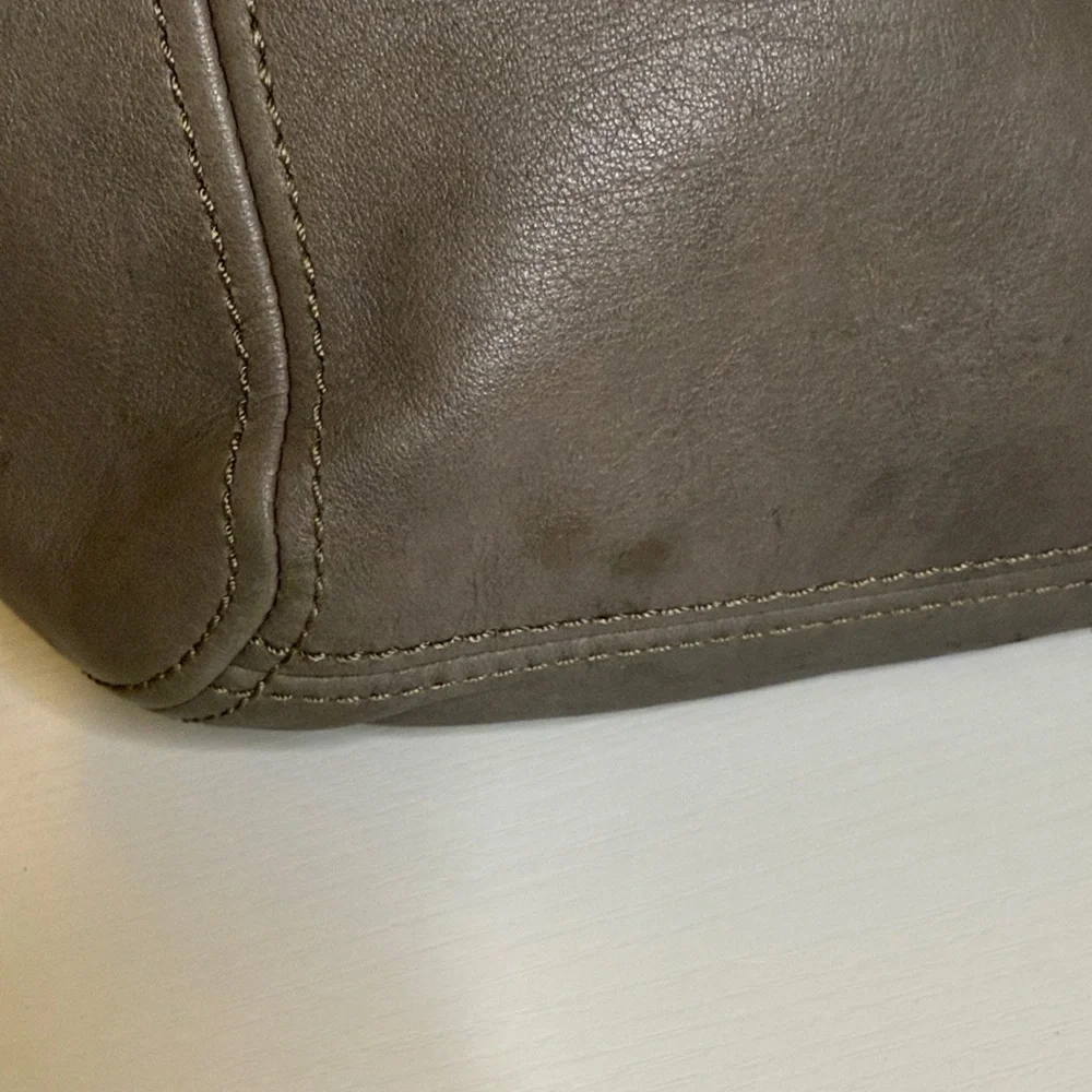 Fossil Hanover Leather Shoulder Bag in a gray color